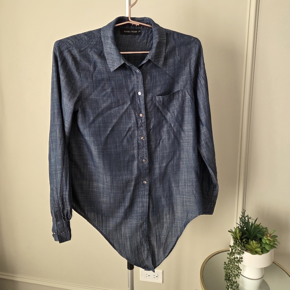 Ivanka Trump Dark Blue Button-Up Denim Shirt Sz.M
